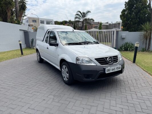 2023 Nissan NP200 1.6i Safety Pack